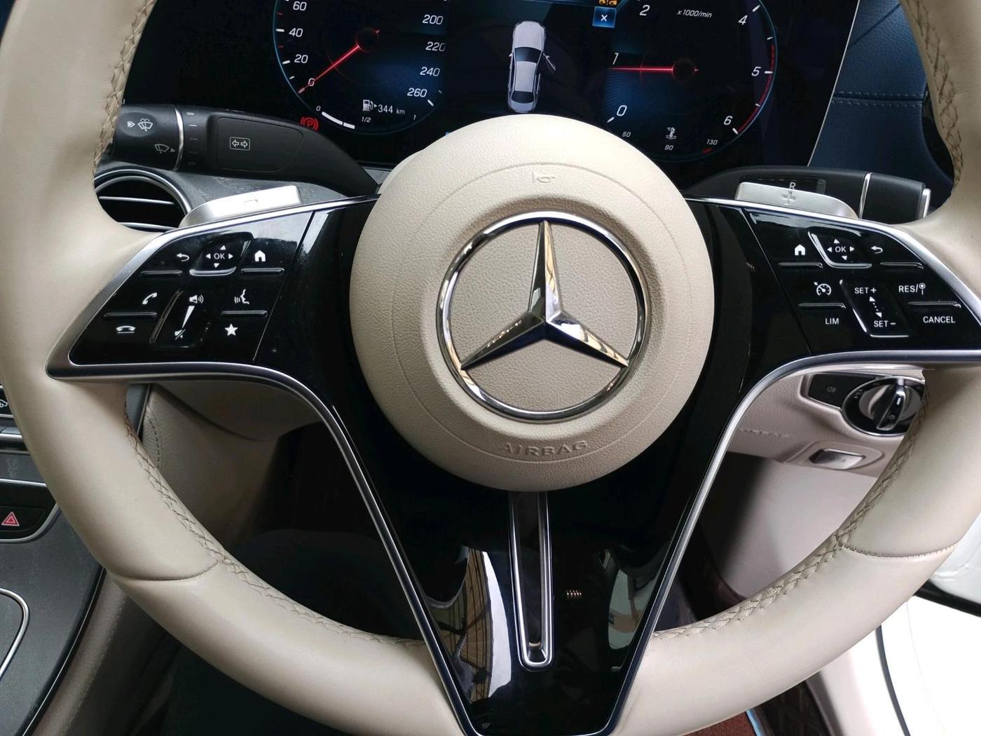 2023 Mercedes Benz E Class E 220d AMG Line, Diesel, Automatic, 17,206 km, interior