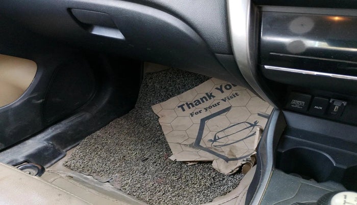 2015 Honda City 1.5L I-VTEC V MT, Petrol, Manual, 1,41,849 km, interior