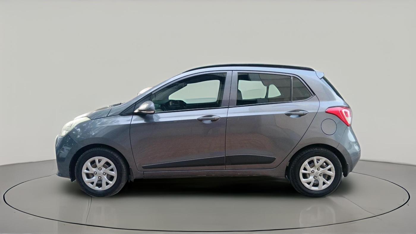 2017 Hyundai Grand i10 SPORTZ (O) 1.2 KAPPA VTVT, CNG, Manual, 1,79,549 km, exterior