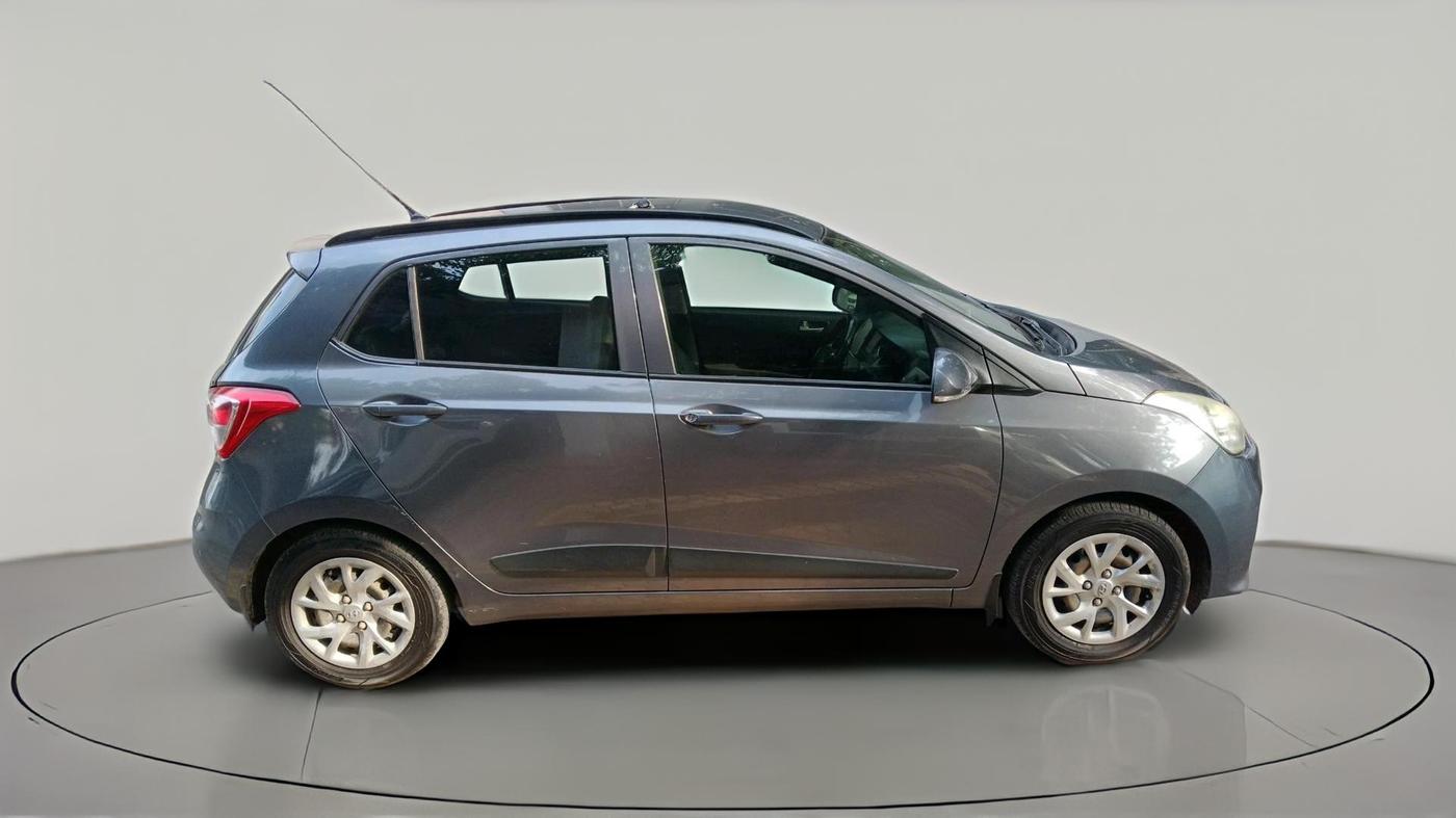 2017 Hyundai Grand i10 SPORTZ (O) 1.2 KAPPA VTVT, CNG, Manual, 1,79,549 km, exterior