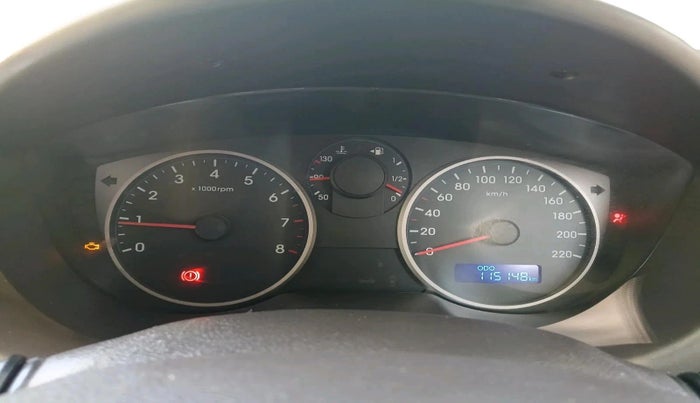 2013 Hyundai i20 SPORTZ 1.2, CNG, Manual, 1,15,148 km, interior