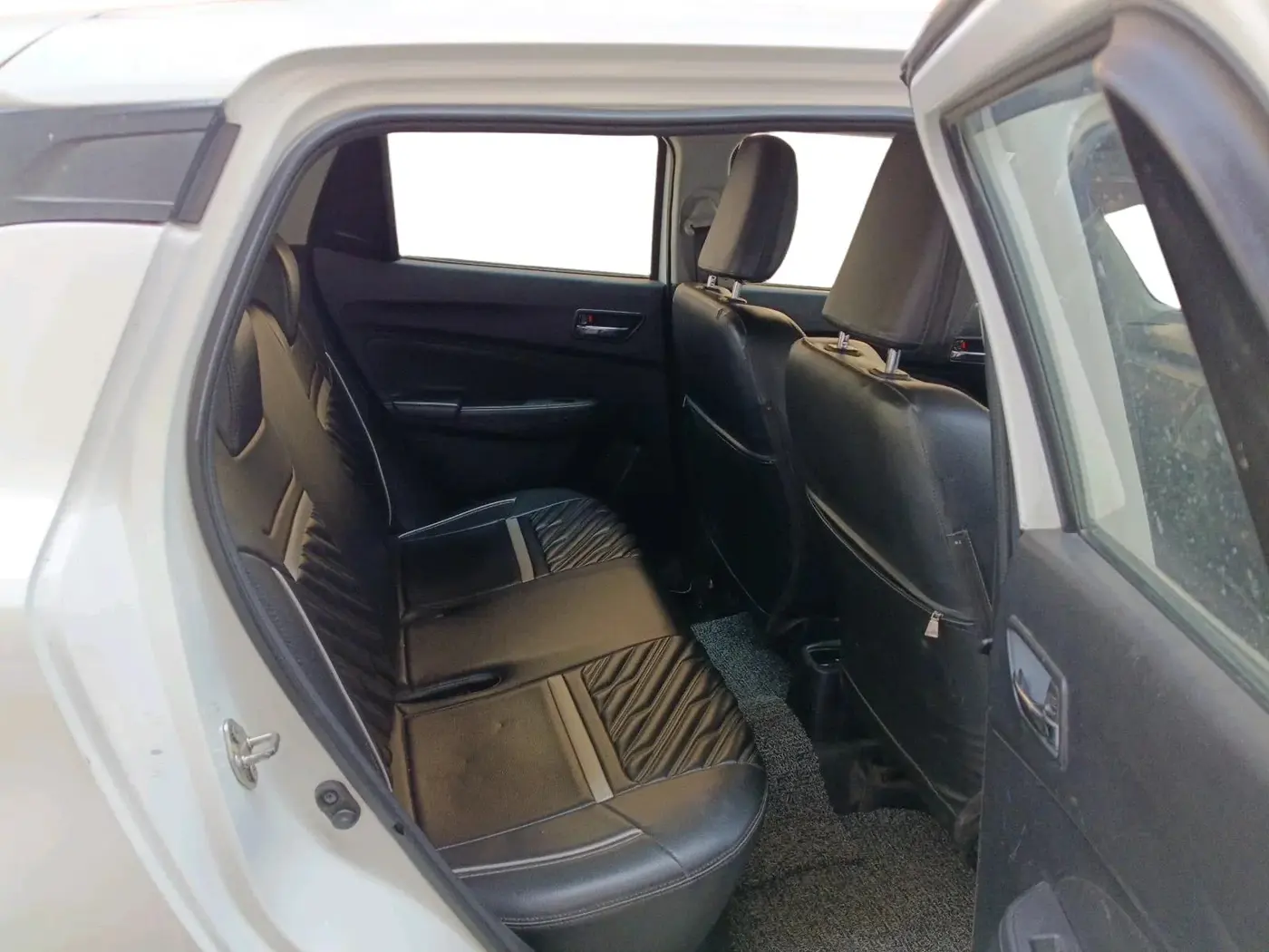 2021 Maruti Swift VXI, Petrol, Manual, 74,808 km, interior