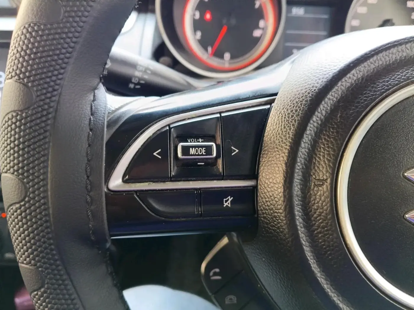 2021 Maruti Swift VXI, Petrol, Manual, 74,808 km, interior