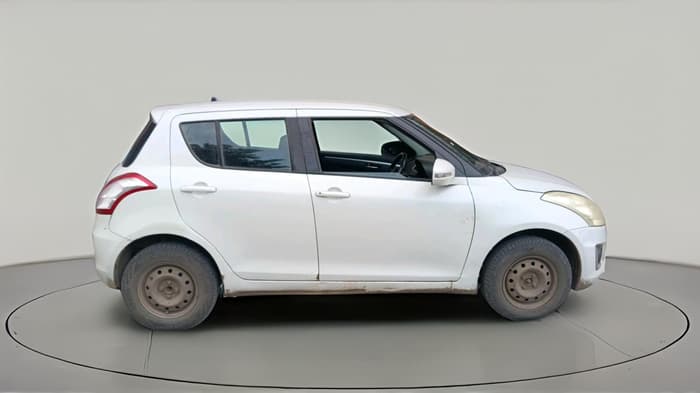 2015 Maruti Swift VDI, Diesel, Manual, 1,99,448 km, exterior