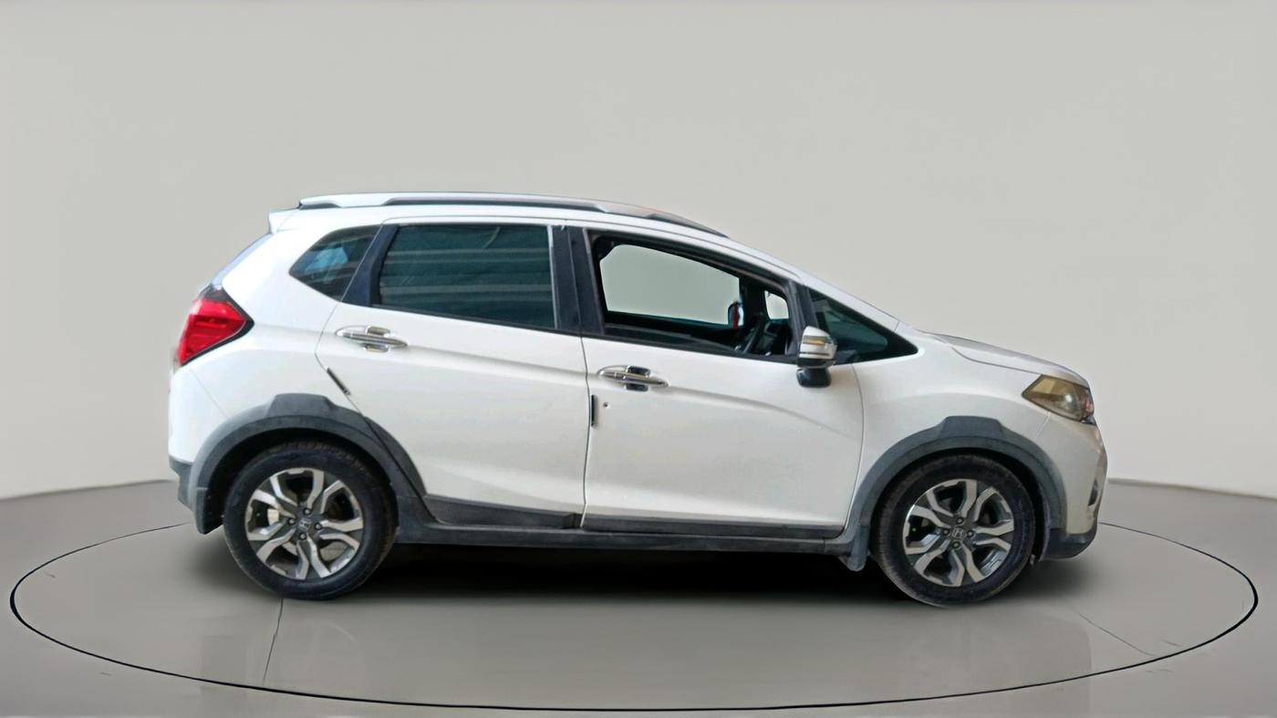 2017 Honda WR-V 1.5L I-DTEC VX MT, Diesel, Manual, 1,18,660 km, exterior
