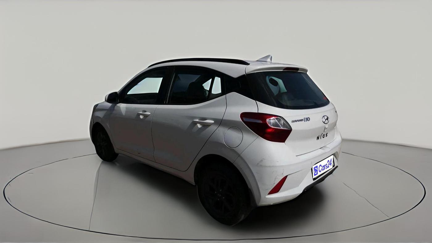2021 Hyundai GRAND I10 NIOS SPORTZ 1.2 KAPPA VTVT CNG, CNG, Manual, 1,08,732 km, exterior