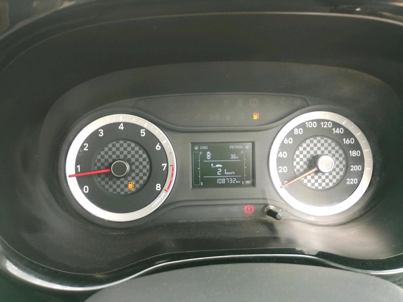 2021 Hyundai GRAND I10 NIOS SPORTZ 1.2 KAPPA VTVT CNG, CNG, Manual, 1,08,732 km, interior