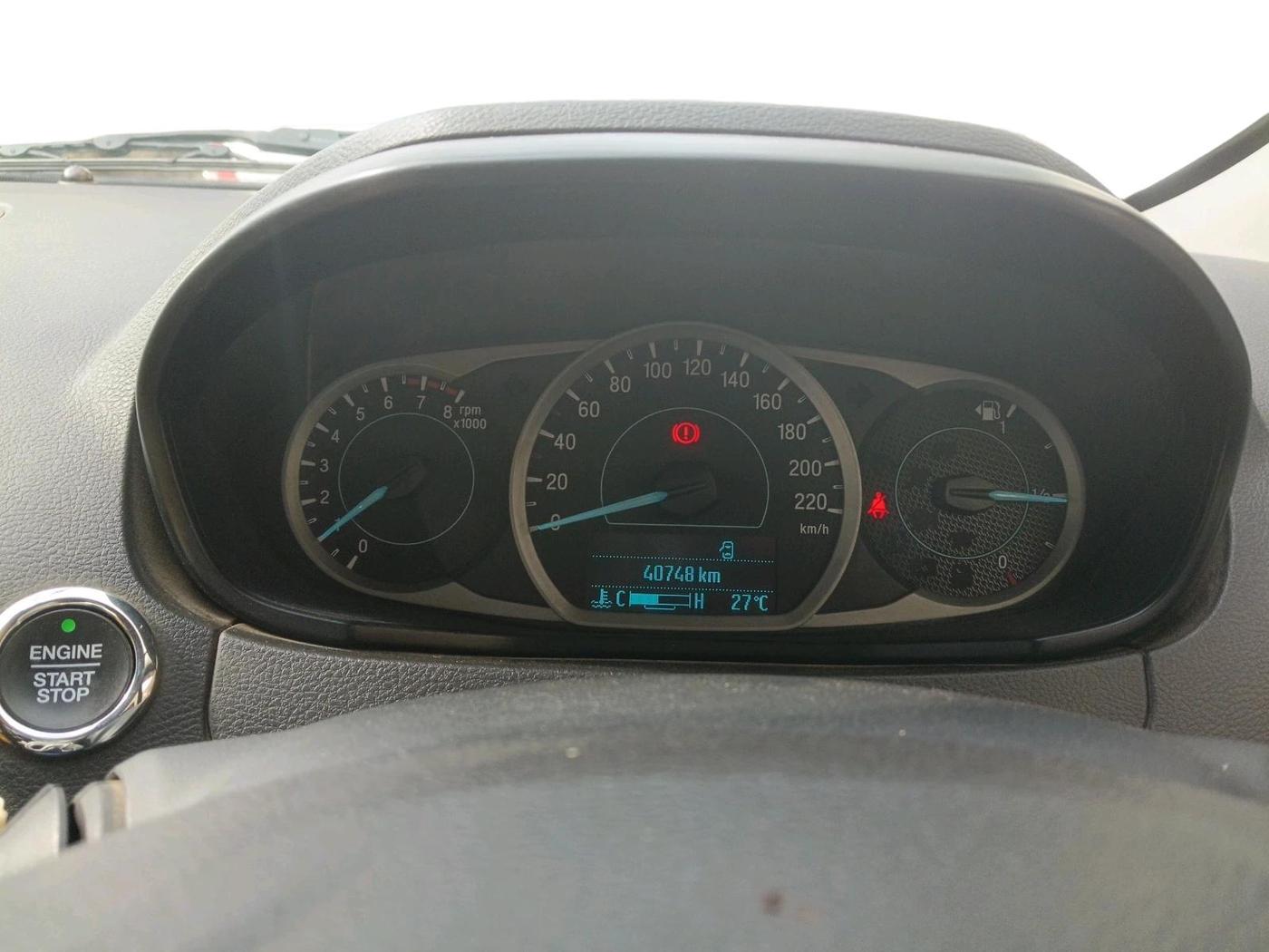 2019 Ford New Figo TITANIUM 1.2 PETROL MT, Petrol, Manual, 40,748 km, interior