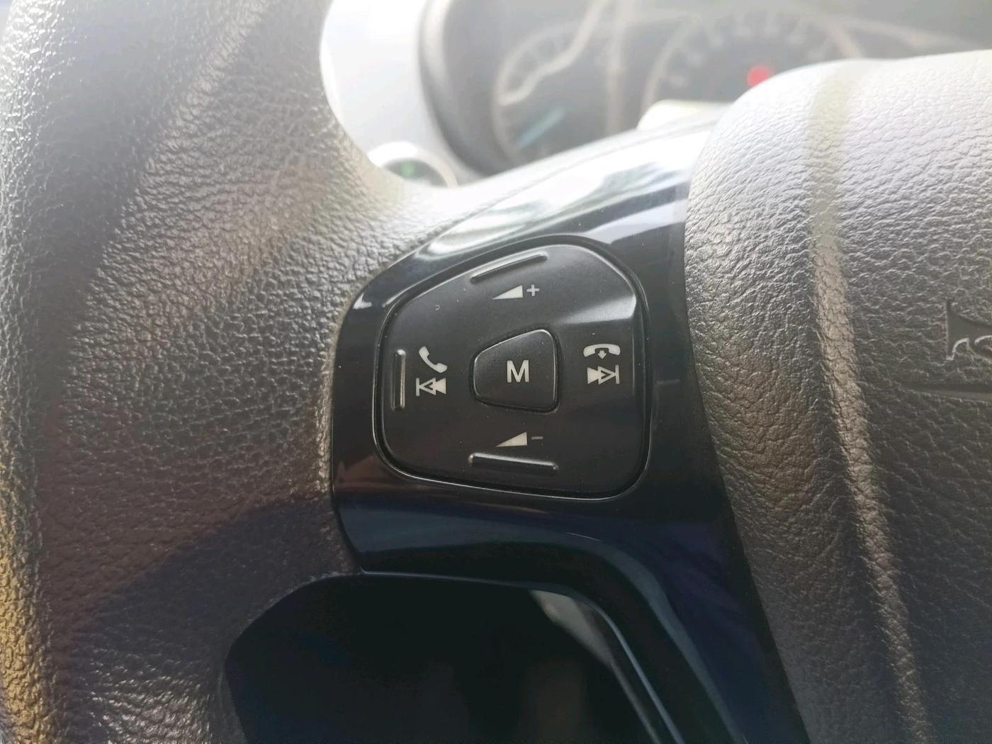 2019 Ford New Figo TITANIUM 1.2 PETROL MT, Petrol, Manual, 40,748 km, interior