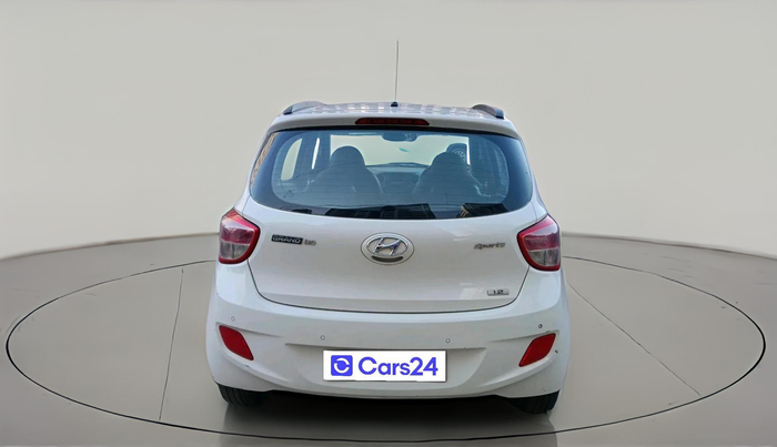 2015 Hyundai Grand i10 SPORTZ 1.2 KAPPA VTVT, Petrol, Manual, 1,04,944 km, exterior