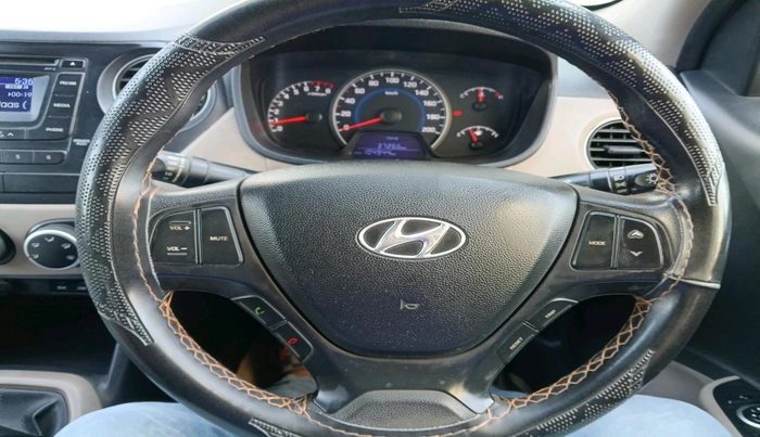 2015 Hyundai Grand i10 SPORTZ 1.2 KAPPA VTVT, Petrol, Manual, 1,04,944 km, interior