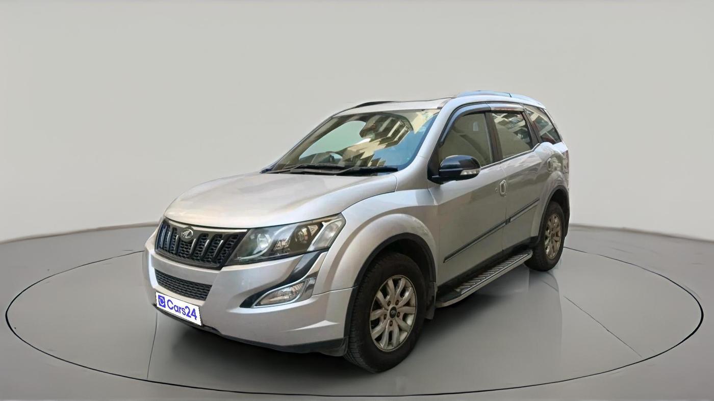 2016 Mahindra XUV500 W10, Diesel, Manual, 92,288 km, exterior