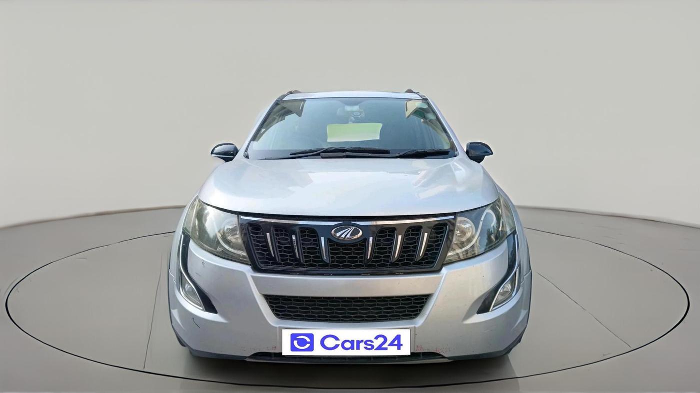 2016 Mahindra XUV500 W10, Diesel, Manual, 92,288 km, exterior