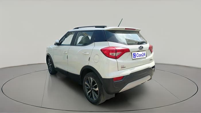 2021 Mahindra XUV300 W8 (O) 1.5 DIESEL AMT, Diesel, Automatic, 57,449 km, exterior