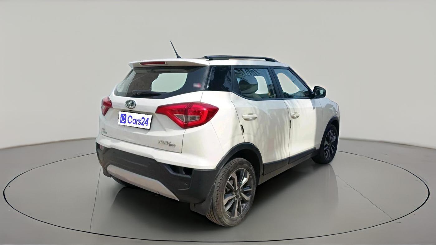 2021 Mahindra XUV300 W8 (O) 1.5 DIESEL AMT, Diesel, Automatic, 57,449 km, exterior