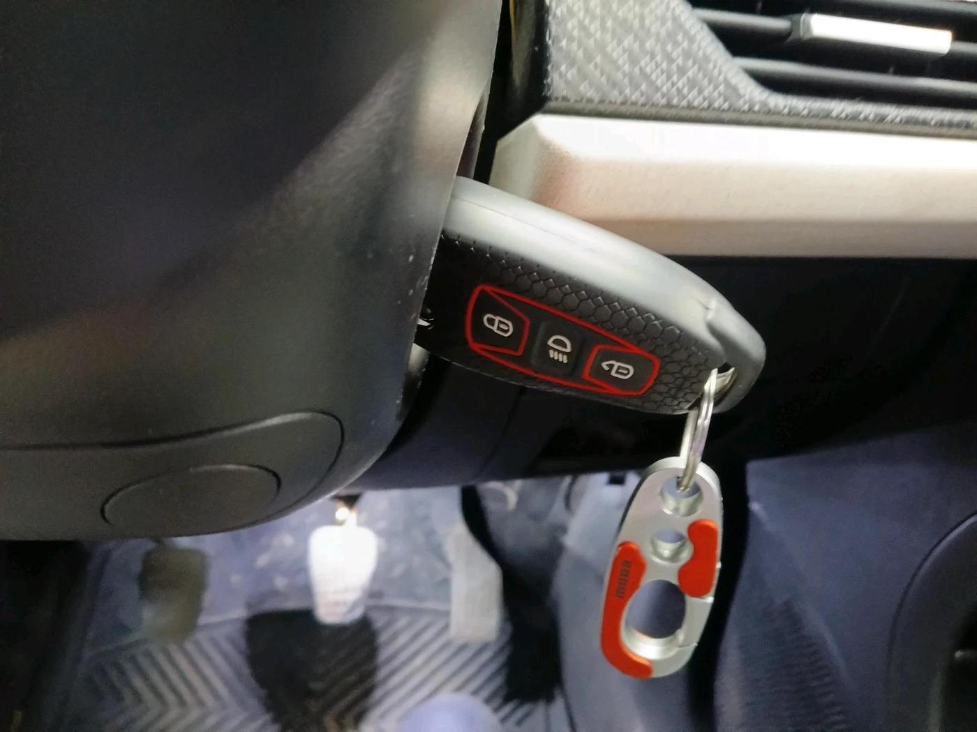 2024 Tata NEXON Pure S 1.2 iCNG, CNG, Manual, 68,458 km, interior