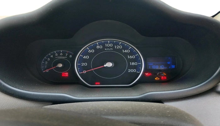 2013 Hyundai i10 MAGNA 1.1, Petrol, Manual, 1,18,810 km, interior