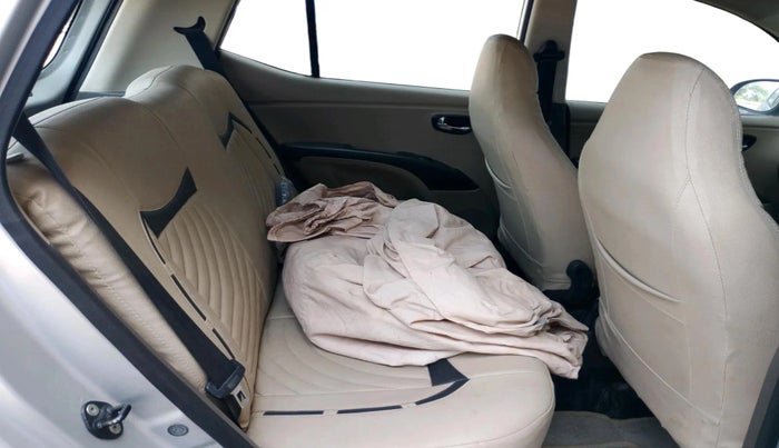 2013 Hyundai i10 MAGNA 1.1, Petrol, Manual, 1,18,810 km, interior