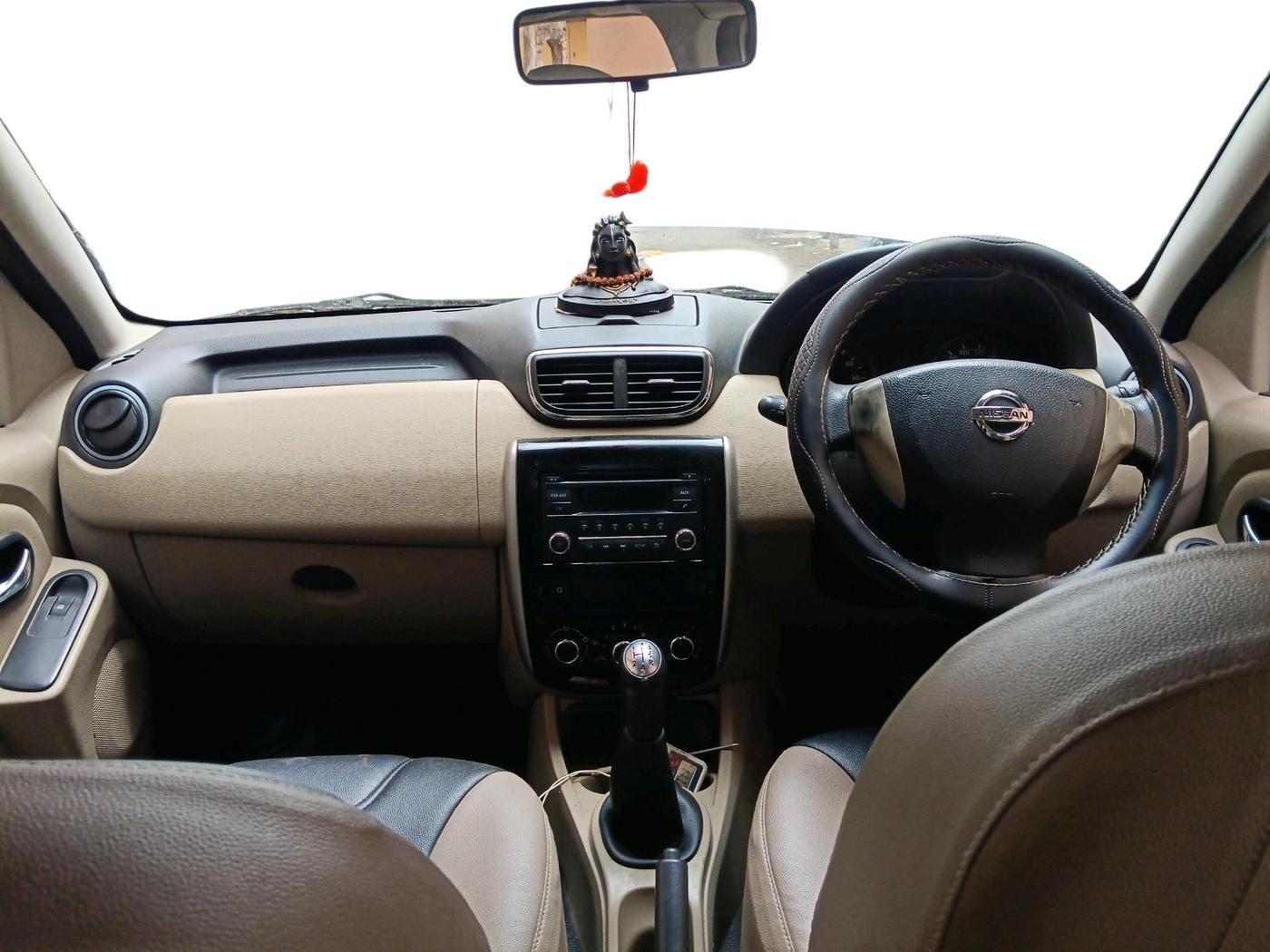 2014 Nissan Terrano XL (P), Petrol, Manual, 78,886 km, interior