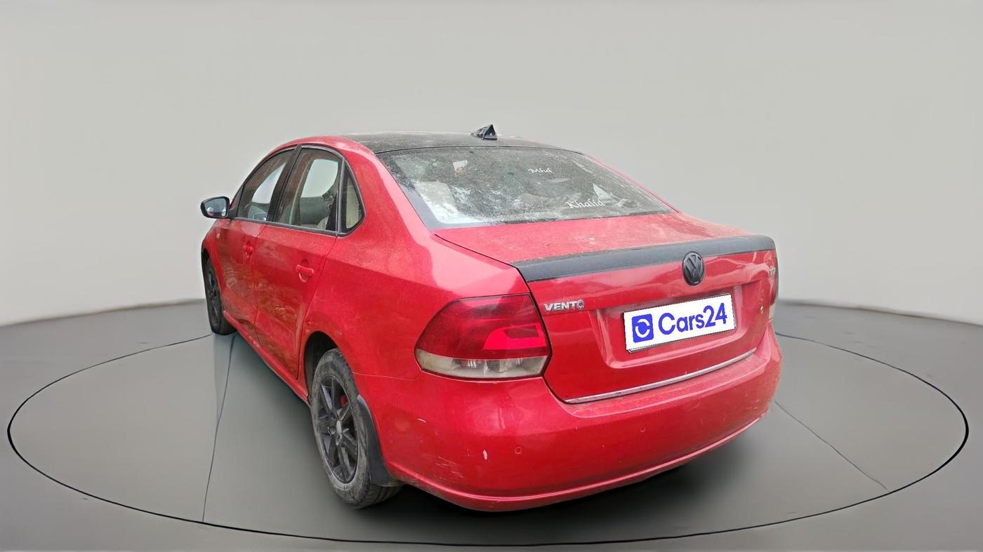 2011 Volkswagen Vento HIGHLINE DIESEL 1.6, Diesel, Manual, 1,18,206 km, exterior