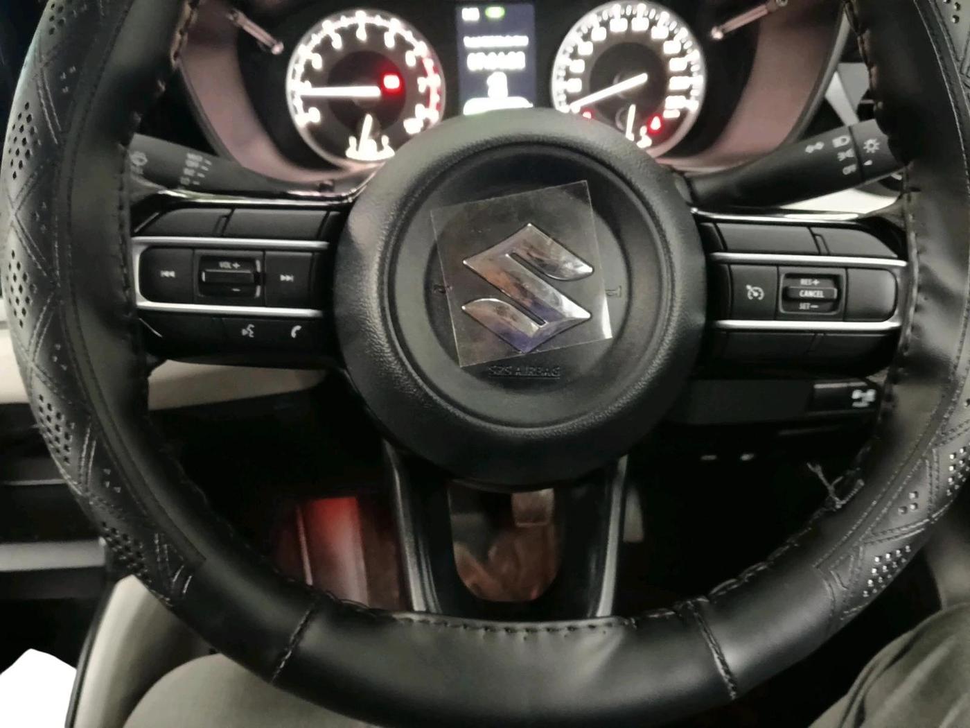 2026 Maruti Victoris Vxi 1.5 CNG MT, CNG, Manual, 189 km, interior