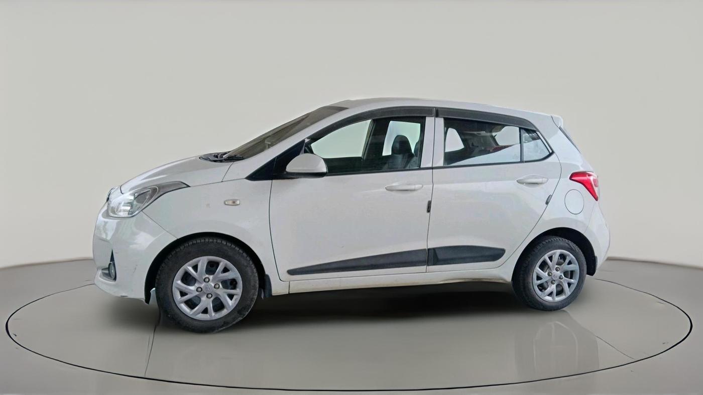 2017 Hyundai Grand i10 SPORTZ 1.2 KAPPA VTVT, Petrol, Manual, 53,248 km, exterior
