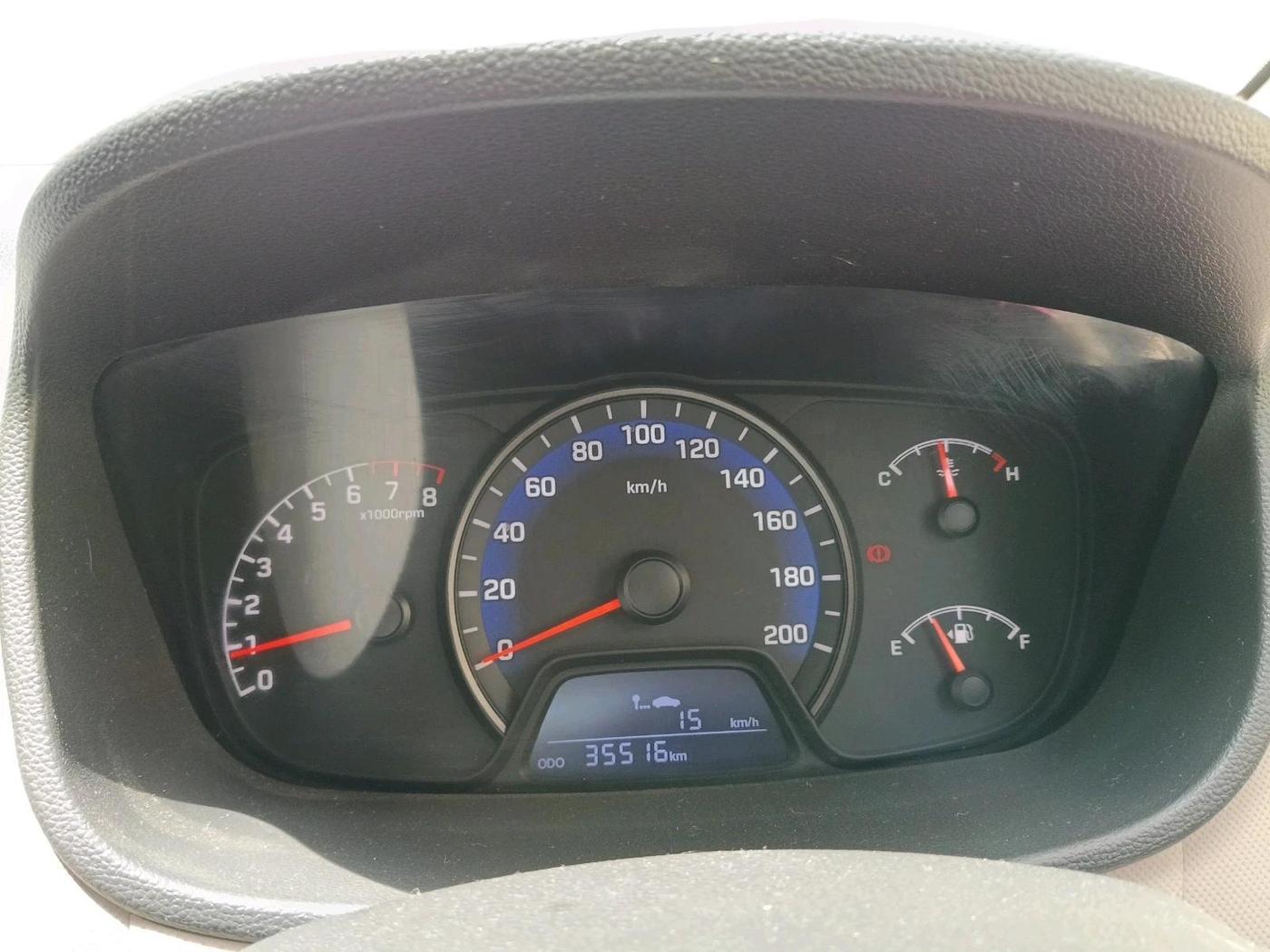 2016 Hyundai Xcent S 1.2, Petrol, Manual, 35,516 km, interior