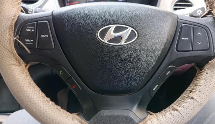2016 Hyundai Xcent S 1.2, Petrol, Manual, 35,516 km, interior