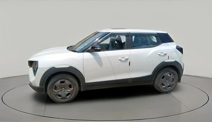 2024 Mahindra XUV 3XO MX3 Pro 1.2 L TCMPFi, Petrol, Manual, 26,660 km, exterior