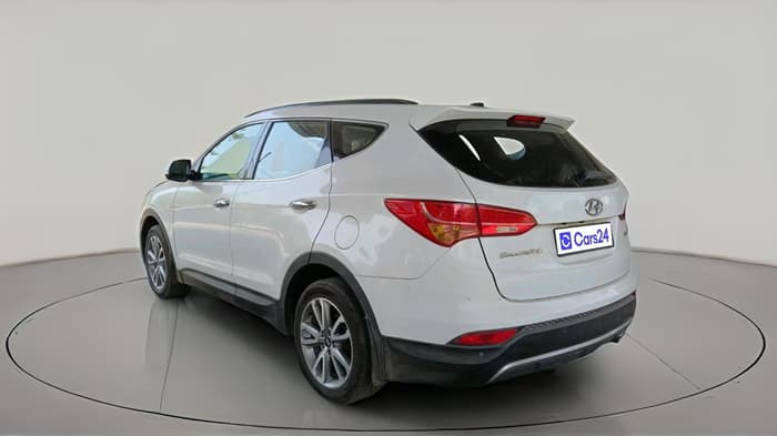 2015 Hyundai Santa Fe 2 WD AT, Diesel, Automatic, 98,500 km, exterior