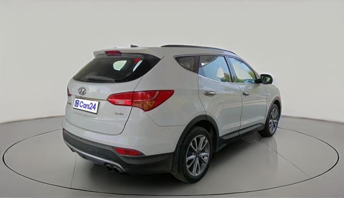 2015 Hyundai Santa Fe 2 WD AT, Diesel, Automatic, 97,339 km, exterior