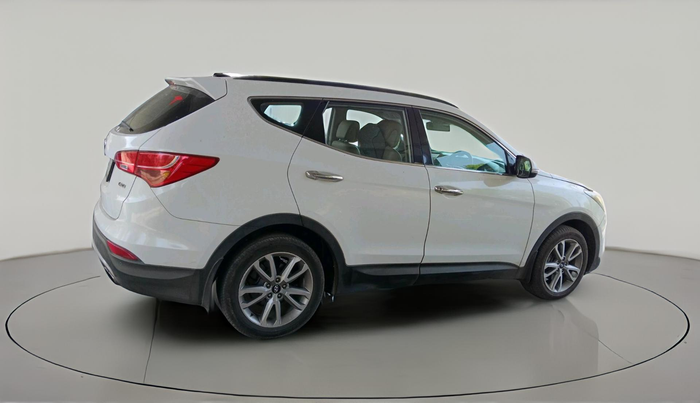 2015 Hyundai Santa Fe 2 WD AT, Diesel, Automatic, 97,339 km, exterior