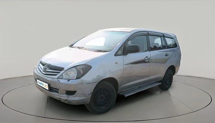 2006 Toyota Innova G1 2.5, Diesel, Manual, 1,63,271 km, exterior