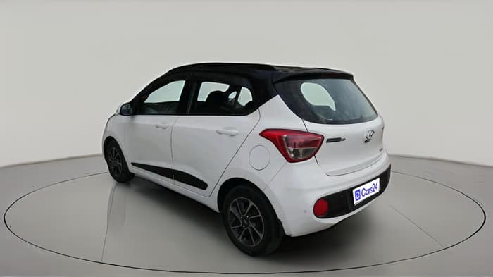 2017 Hyundai Grand i10 SPORTZ AT 1.2 KAPPA VTVT, CNG, Automatic, 92,832 km, exterior