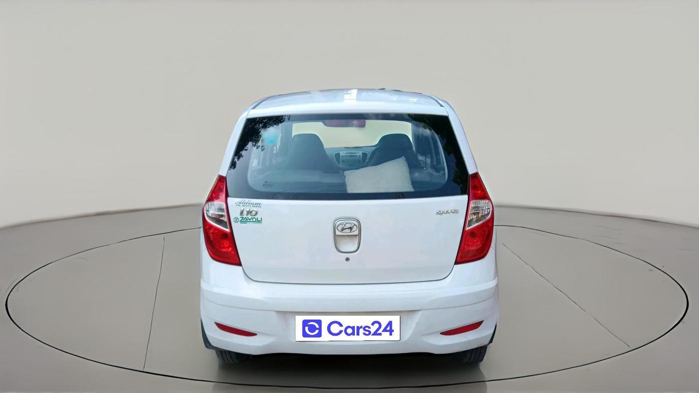 2015 Hyundai i10 SPORTZ 1.1, CNG, Manual, 27,516 km, exterior
