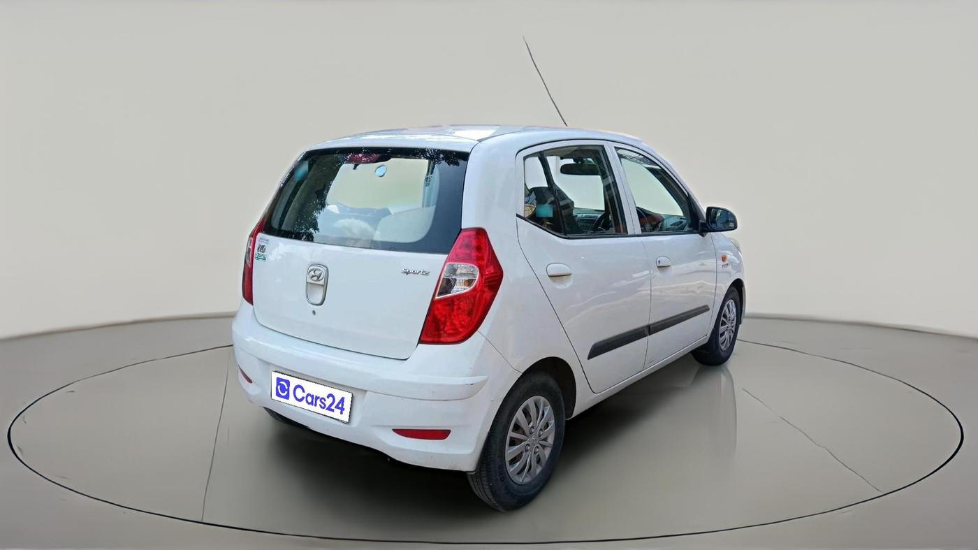 2015 Hyundai i10 SPORTZ 1.1, CNG, Manual, 27,516 km, exterior
