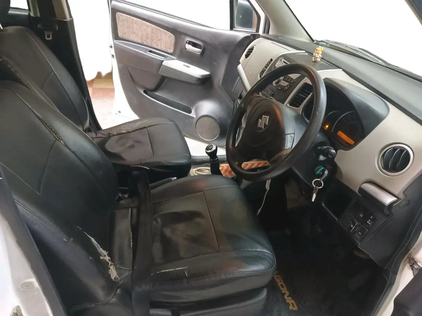 2013 Maruti Wagon R 1.0 VXI, CNG, Manual, 1,64,028 km, interior