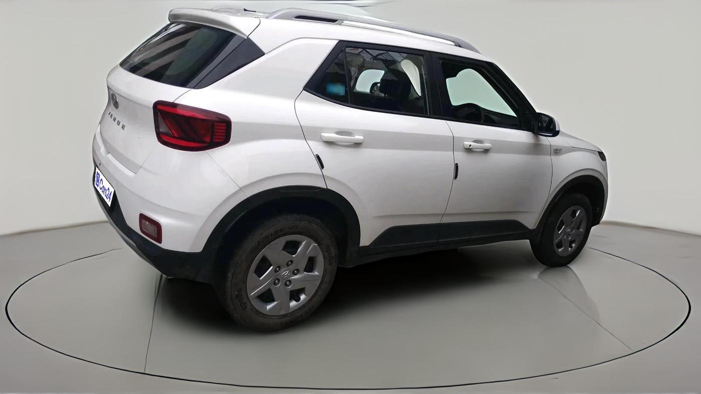 2020 Hyundai VENUE S 1.2, Petrol, Manual, 18,711 km, exterior