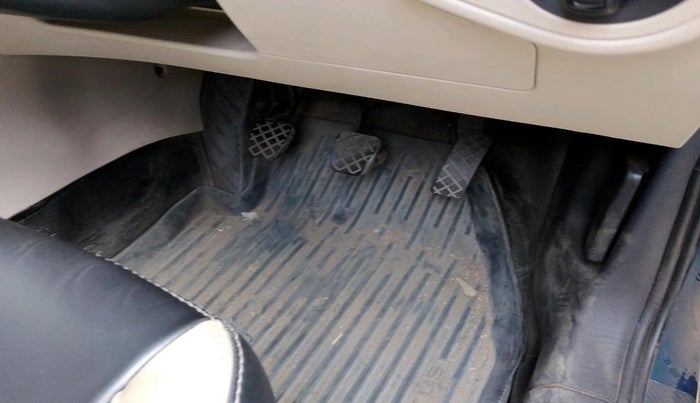 2024 Volkswagen VIRTUS HIGHLINE TSI 1.0 MT, Petrol, Manual, 12,819 km, interior