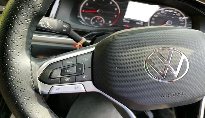 2024 Volkswagen VIRTUS HIGHLINE TSI 1.0 MT, Petrol, Manual, 12,819 km, interior