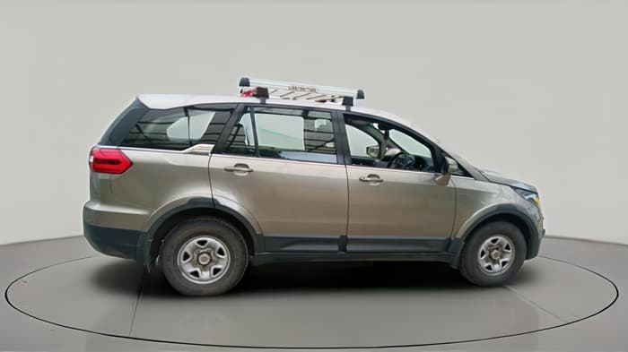 2018 Tata Hexa XM 4X2 7 STR, Diesel, Manual, 28,720 km, exterior