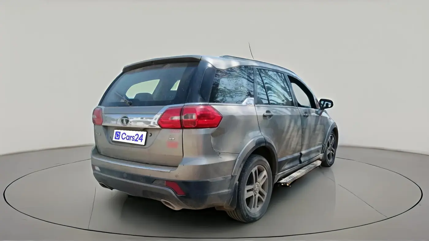 2017 Tata Hexa XT 4X2 7 STR, Diesel, Manual, 1,82,687 km, exterior