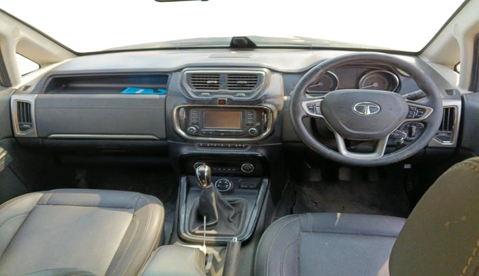 2017 Tata Hexa XT 4X2 7 STR, Diesel, Manual, 1,82,687 km, interior