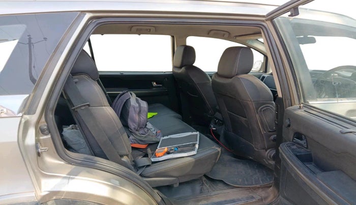 2017 Tata Hexa XT 4X2 7 STR, Diesel, Manual, 1,82,687 km, interior