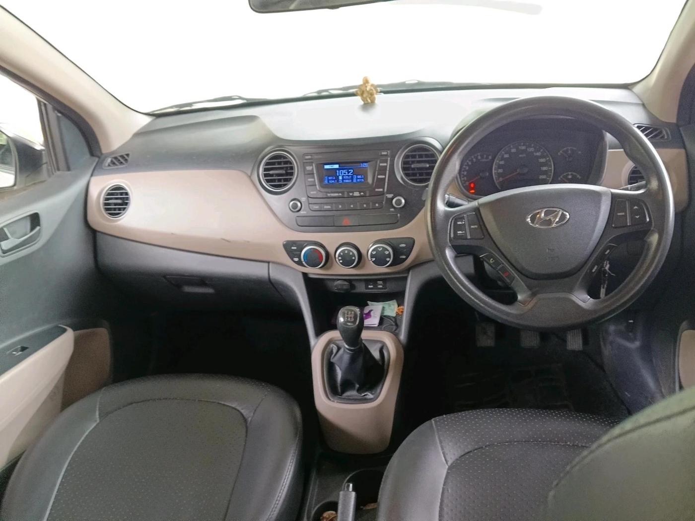 2018 Hyundai Xcent S 1.2, CNG, Manual, 1,53,453 km, interior