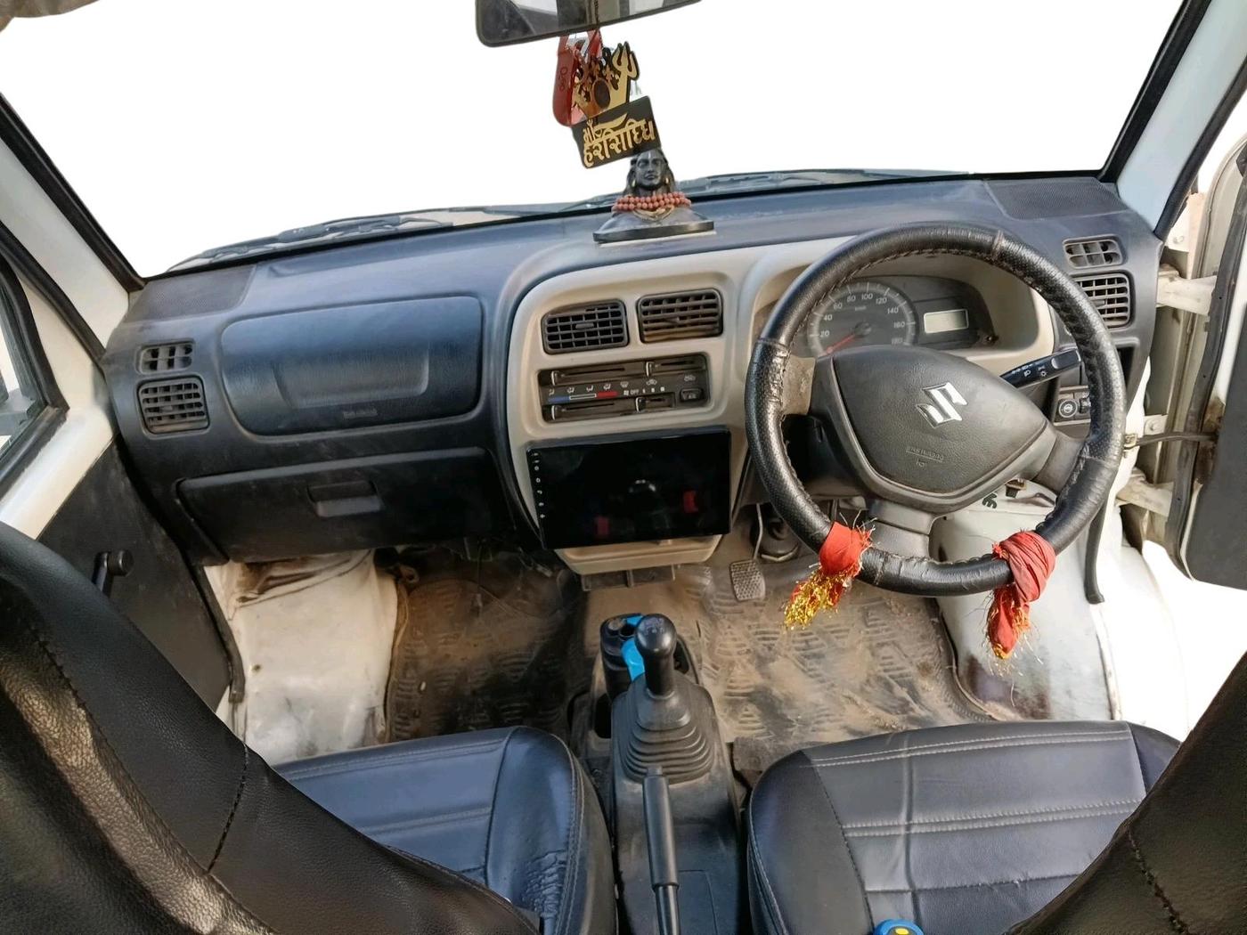 2022 Maruti Eeco 5 STR AC (O), CNG, Manual, 1,12,791 km, interior