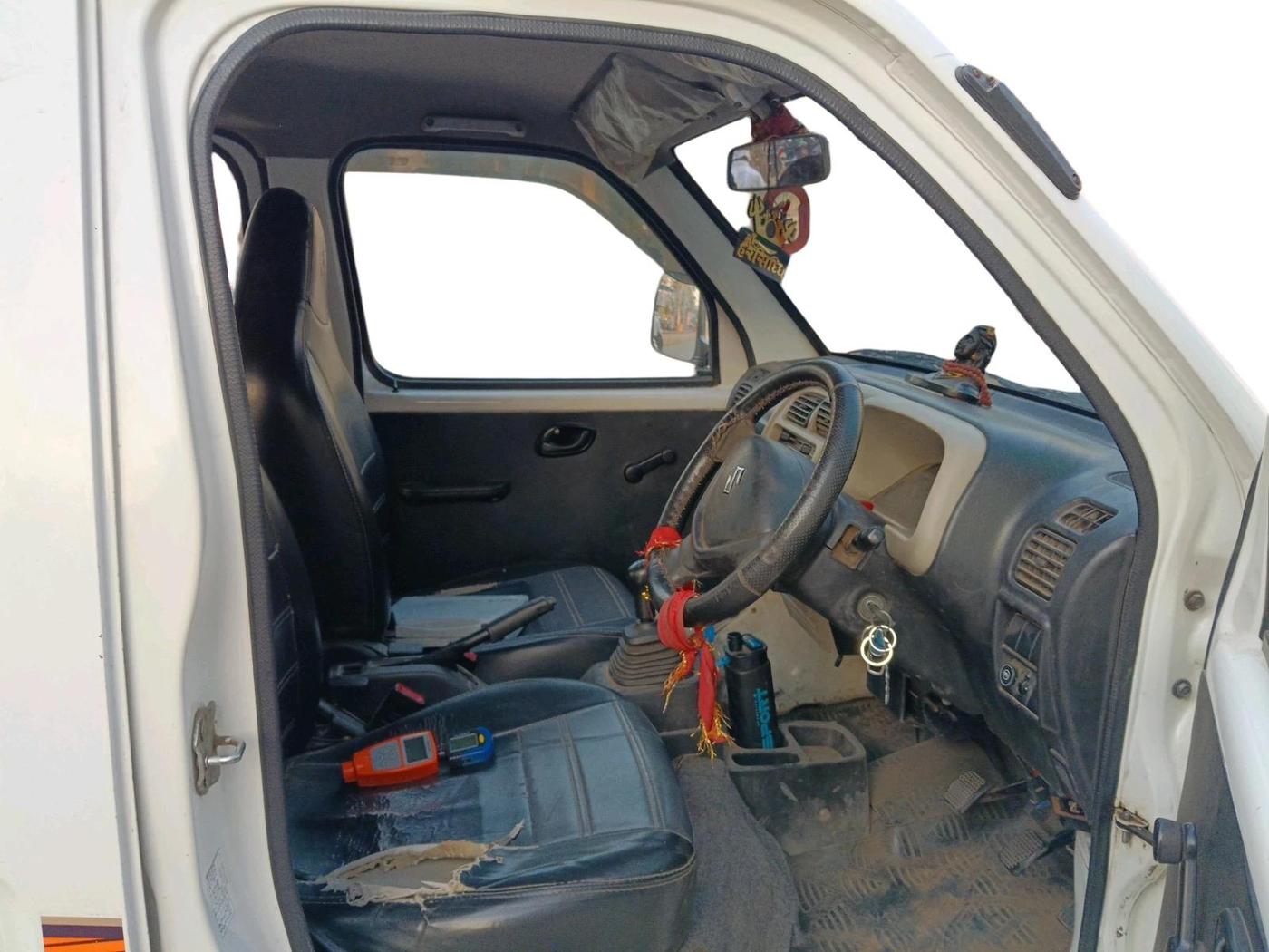 2022 Maruti Eeco 5 STR AC (O), CNG, Manual, 1,12,791 km, interior