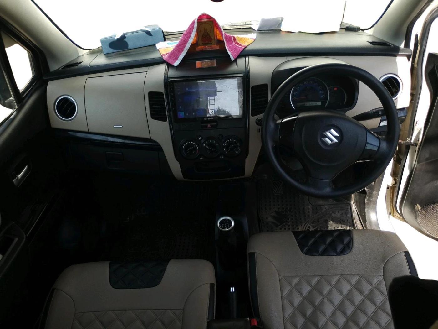 2018 Maruti Wagon R 1.0 VXI, Petrol, Manual, 50,979 km, interior