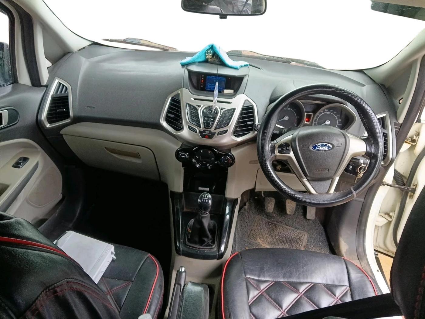 2014 Ford Ecosport TITANIUM 1.5L DIESEL, Diesel, Manual, 90,001 km, interior