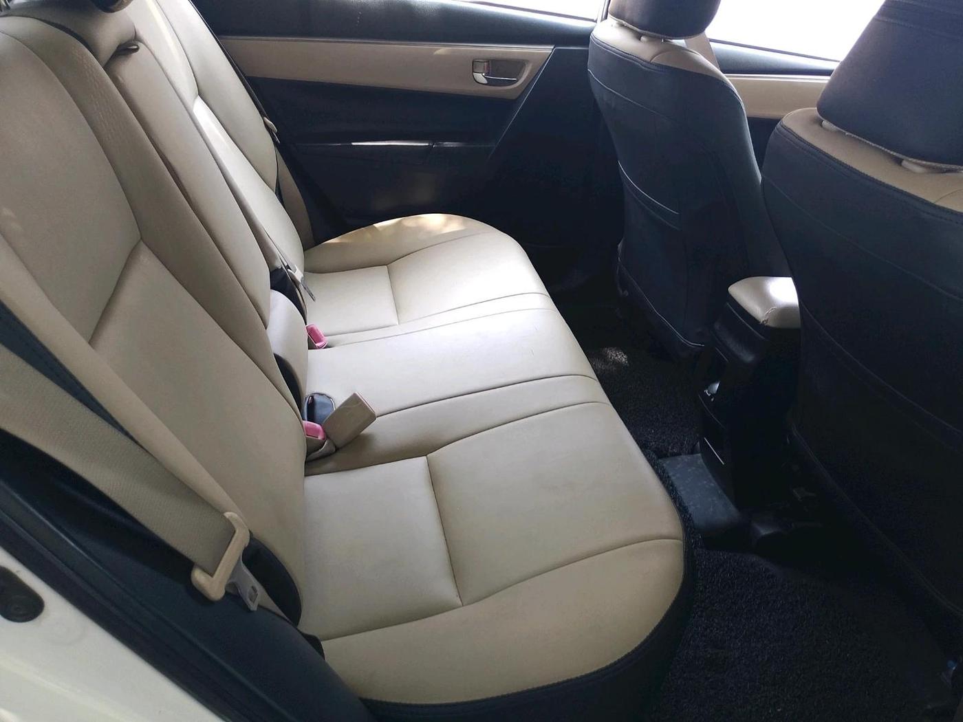 2015 Toyota Corolla Altis GL DIESEL, Diesel, Manual, 91,469 km, interior